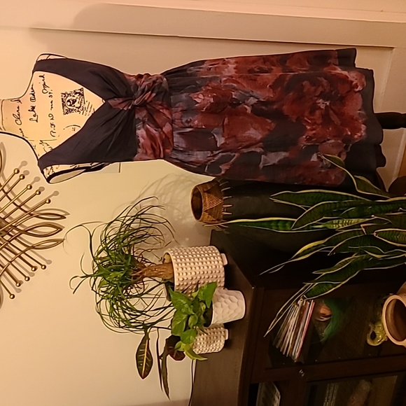 Neiman Marcus Dresses & Skirts - Neiman Marcus Lela Rose 🌹Midi Dress Target sz 12